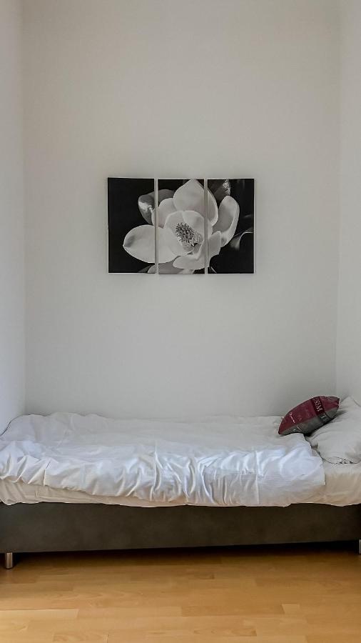 Garden-Eden Apartment เวียนนา ภายนอก รูปภาพ